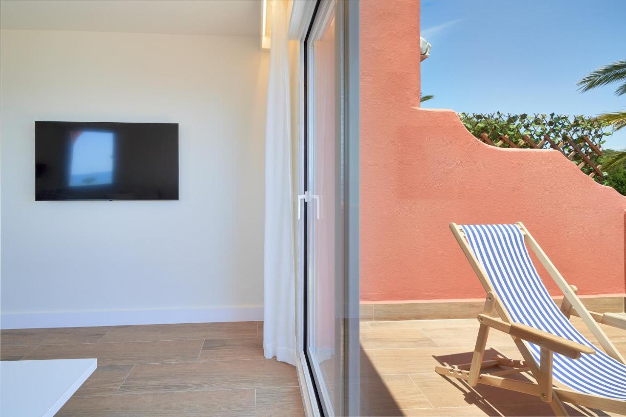 Sea Suite Beachfront Марбеля Екстериор снимка